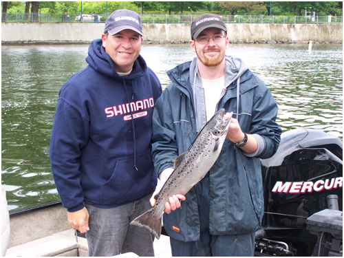 Trophée de pêche sur la Rivière Memphrémagog